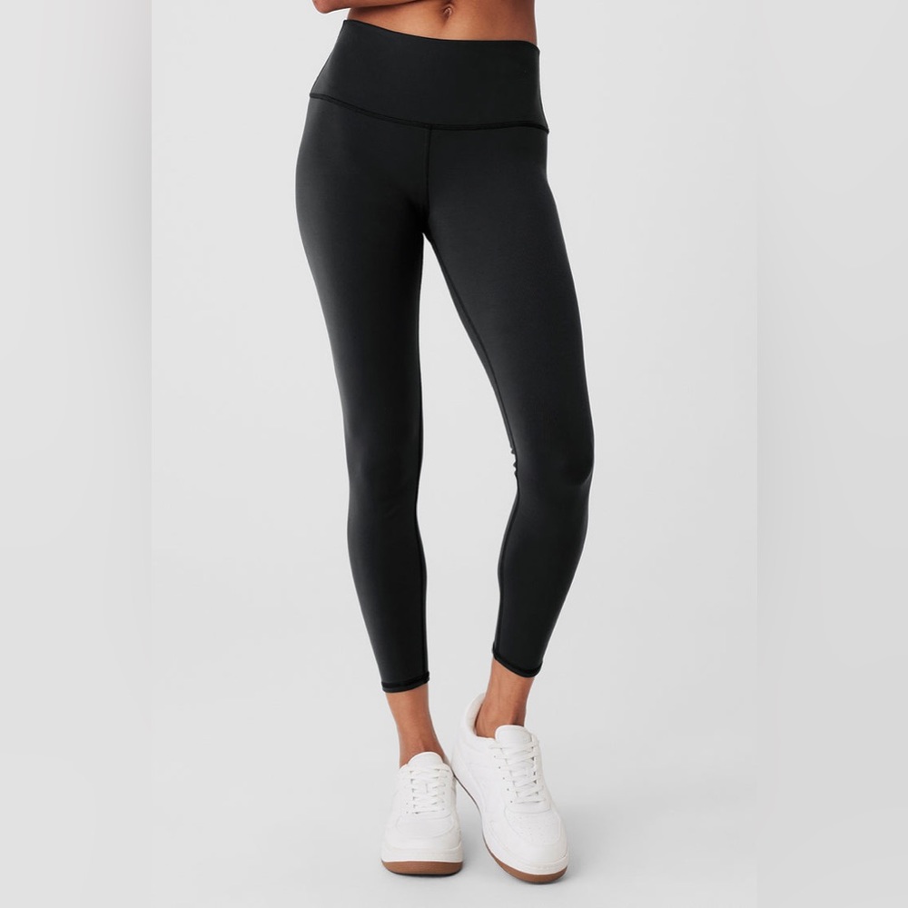 Alo 7/8 High-Waist Airbrush Legging in Black
